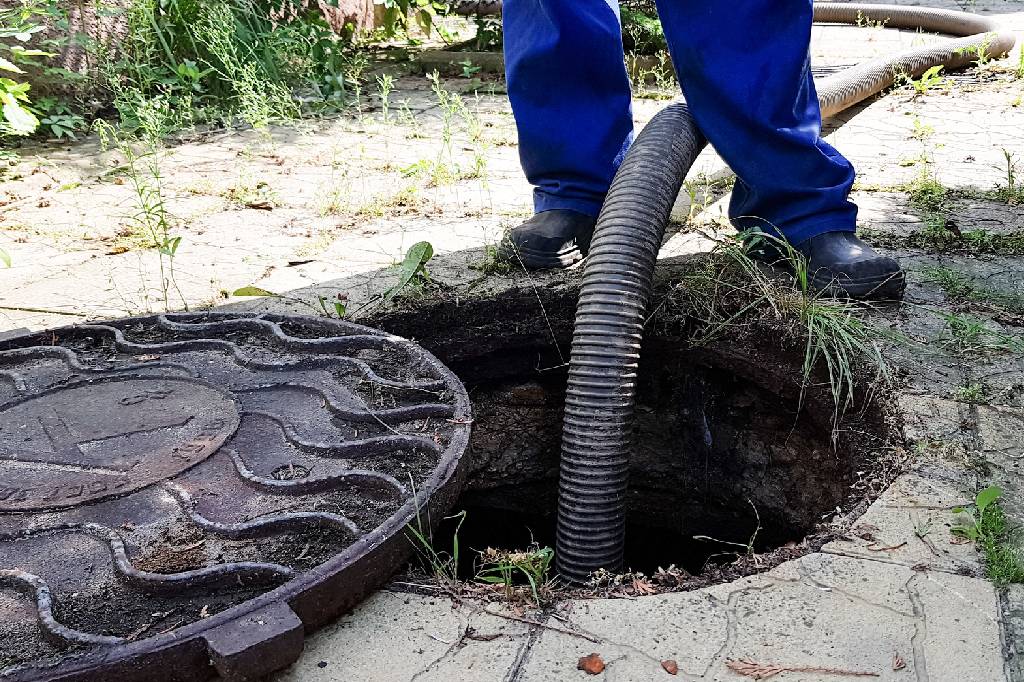 Fäkalienpumpe mit Schneidwerk